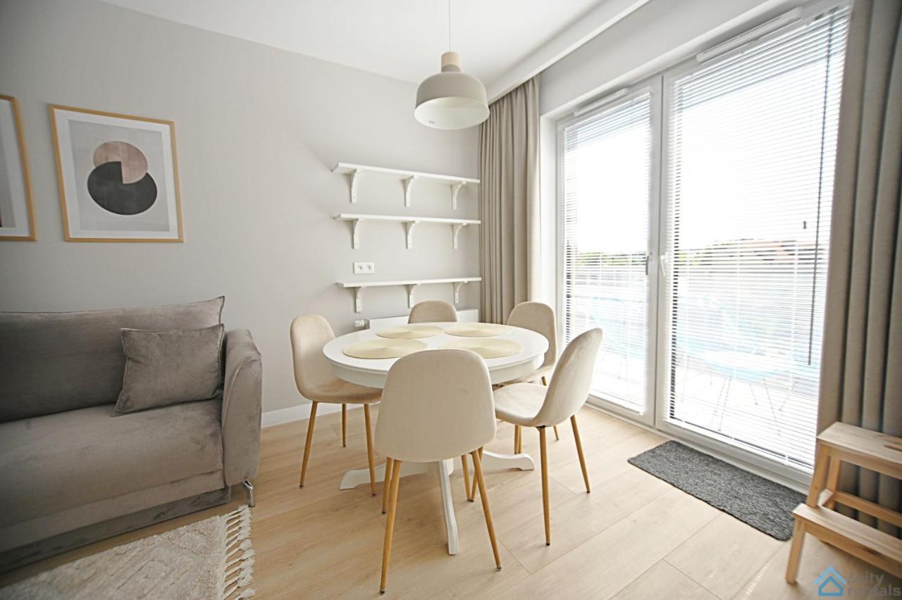 Beige 3City Apartment With Parking In Gdansk By Noclegi Renters 외부 사진