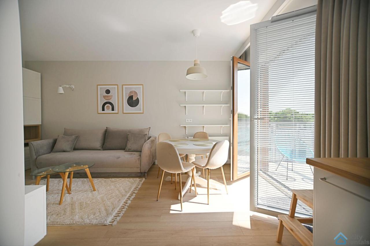 Beige 3City Apartment With Parking In Gdansk By Noclegi Renters 외부 사진