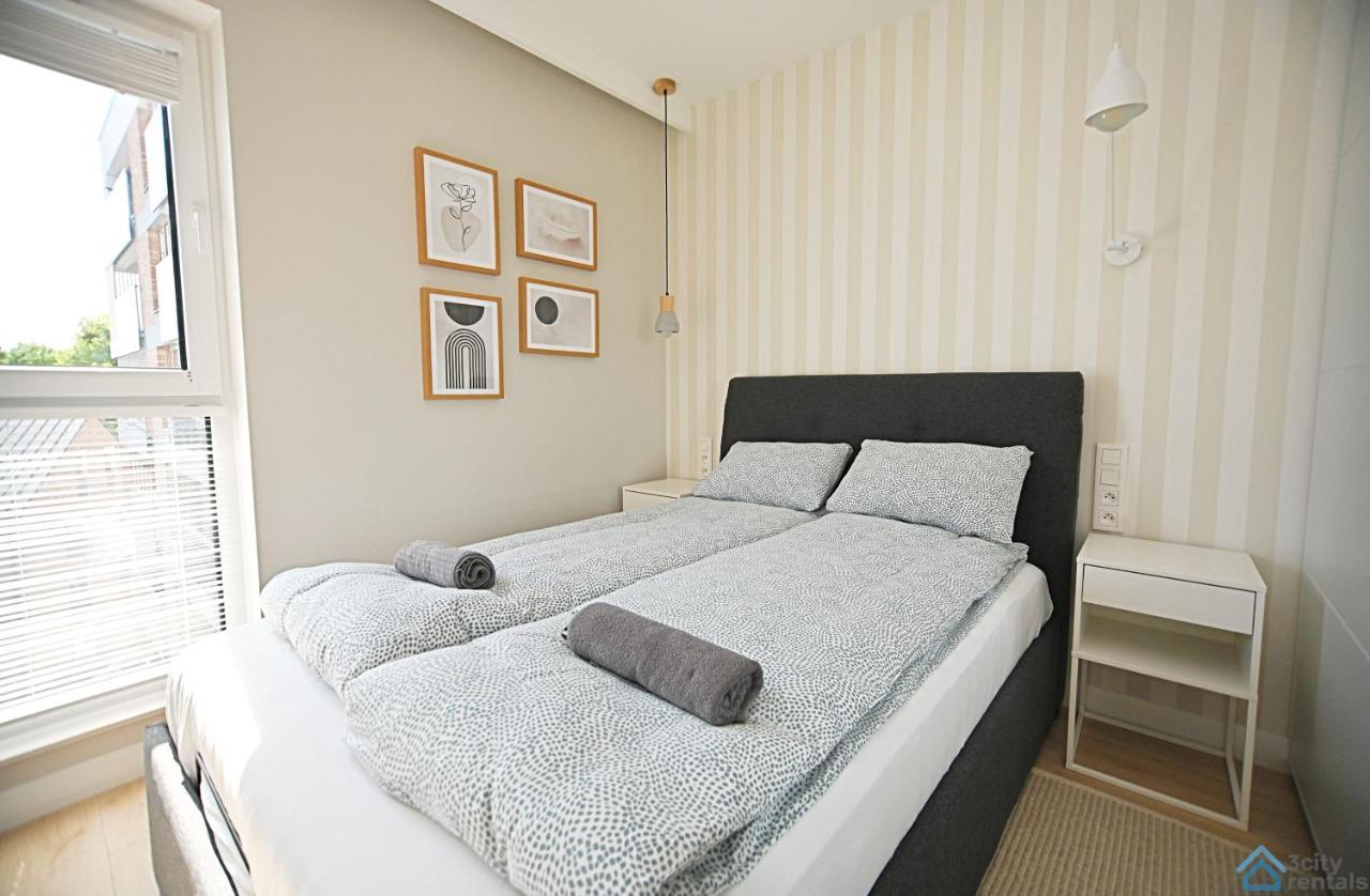 Beige 3City Apartment With Parking In Gdansk By Noclegi Renters 외부 사진