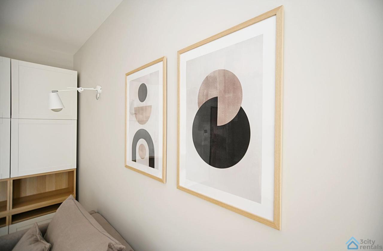 Beige 3City Apartment With Parking In Gdansk By Noclegi Renters 외부 사진
